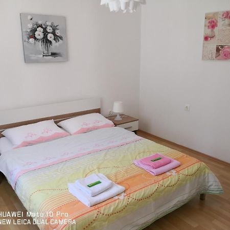 Apartmans Luce E Stella Malinska Buitenkant foto