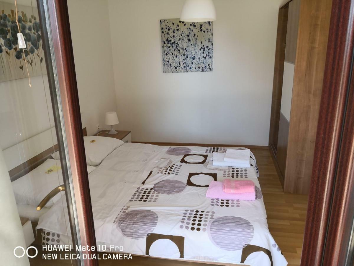 Apartmans Luce E Stella Malinska Buitenkant foto