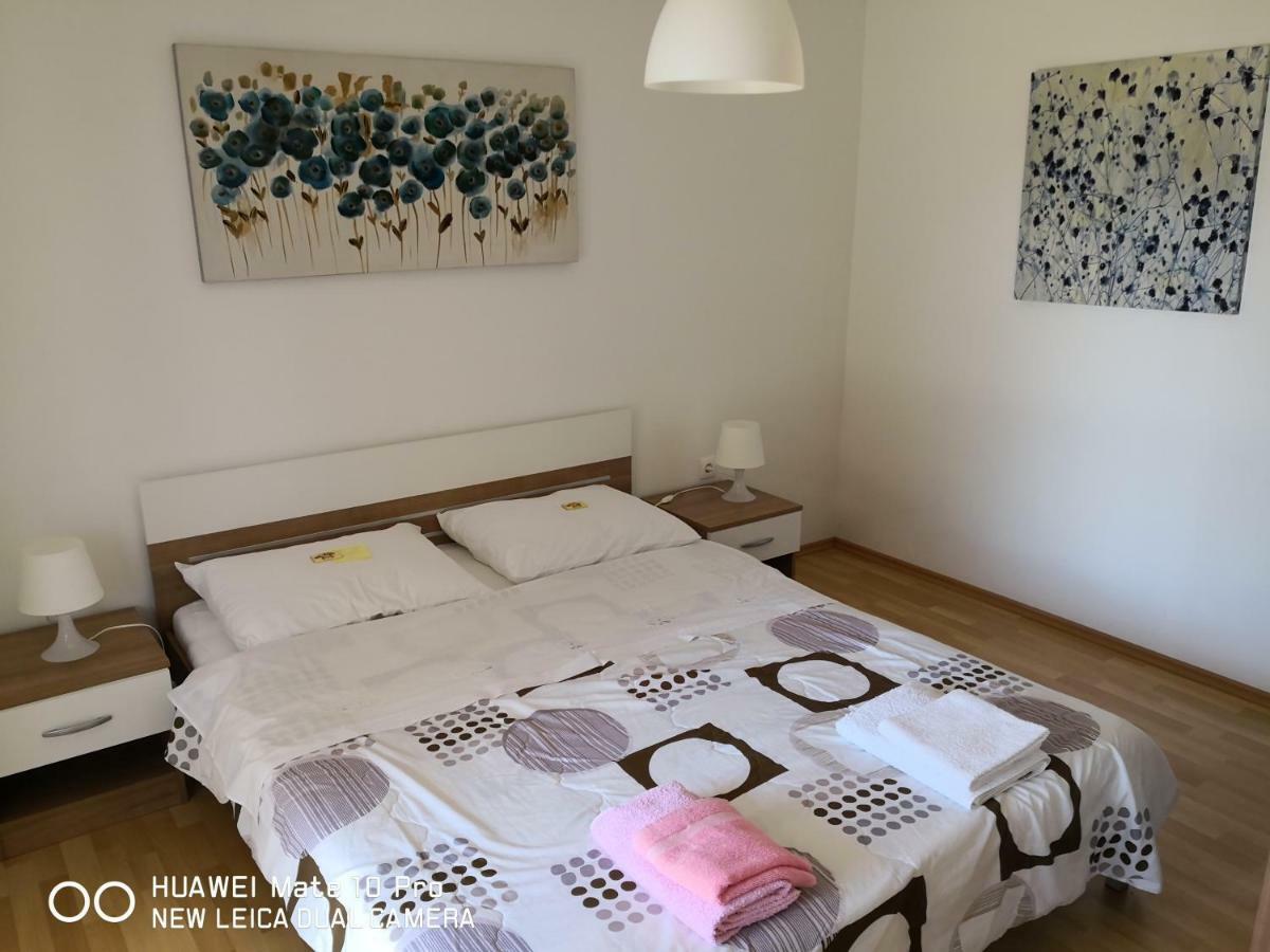Apartmans Luce E Stella Malinska Buitenkant foto